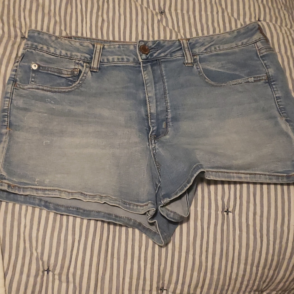American Eagle HI Rise shorts